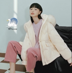 设计感厚羽绒服